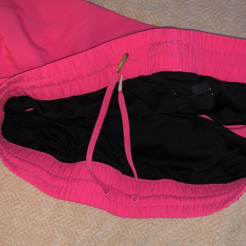 UnderArmor shorts - Picture 5 of 5